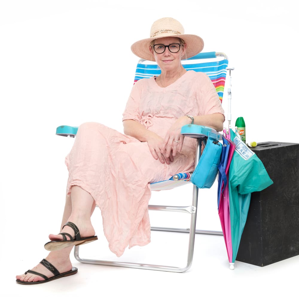 Isolde Baylor enjoying beach photography